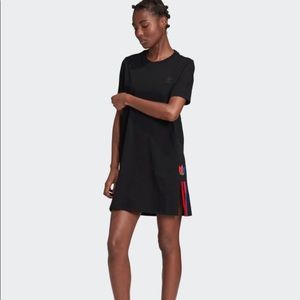 ✨ NWT ✨Adidas Originals t-shirt dress